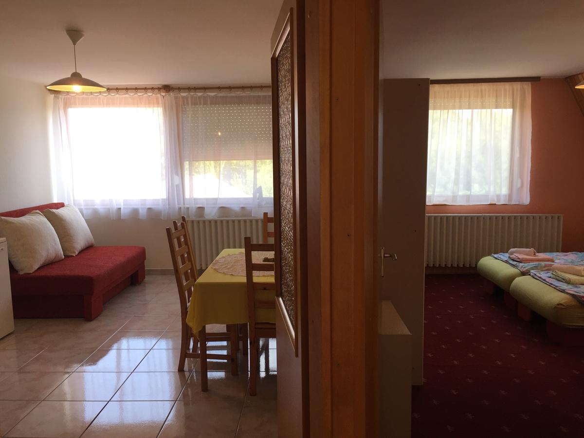 Respect Apartament Hévíz Eksteriør billede